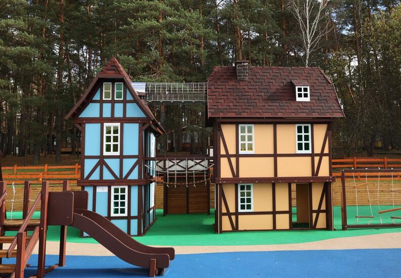 Домики для детской площадки Амстердам | СвидЪ